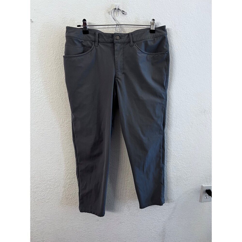 Lululemon grey on the fly Luxtreme pants mens size 33